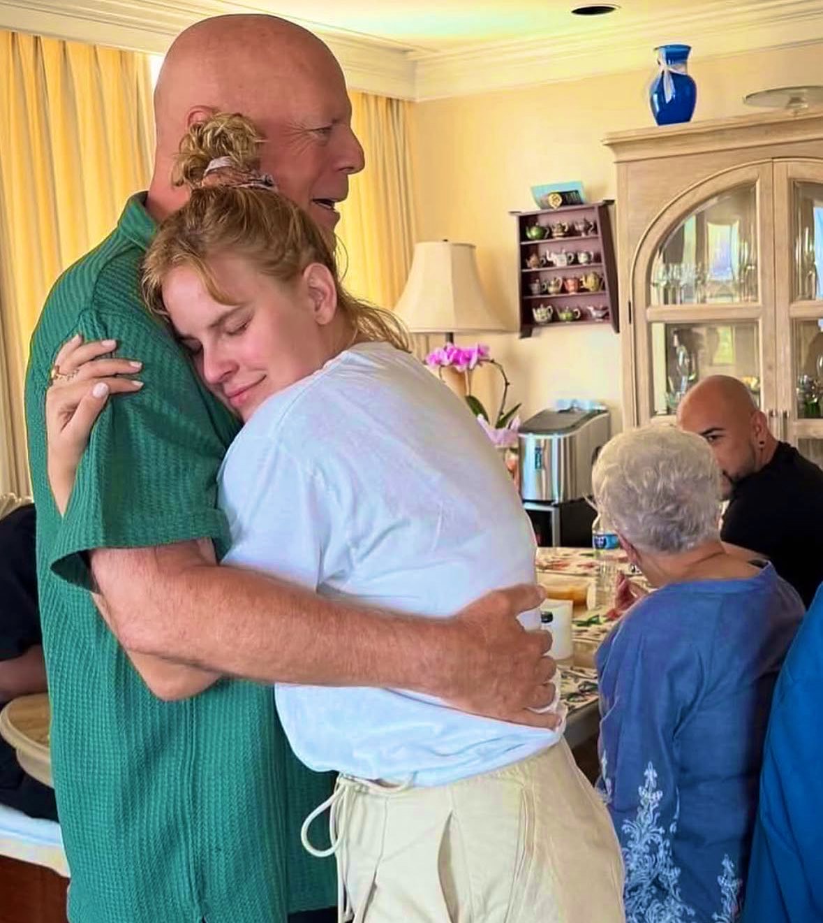 Bruce Willis en una casa de atención especializada